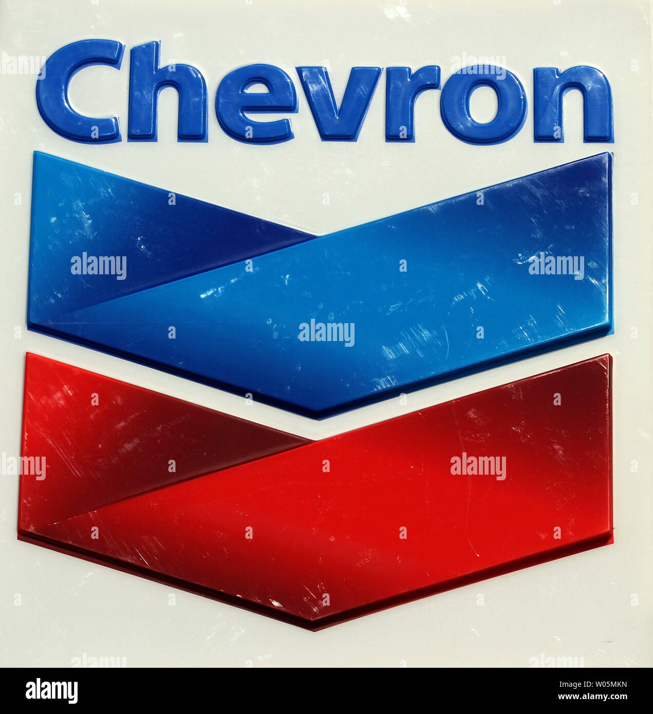 Detail Chevron Logo Jpg Nomer 48