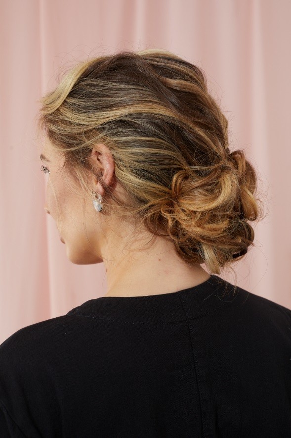Detail Chignon Image Nomer 14