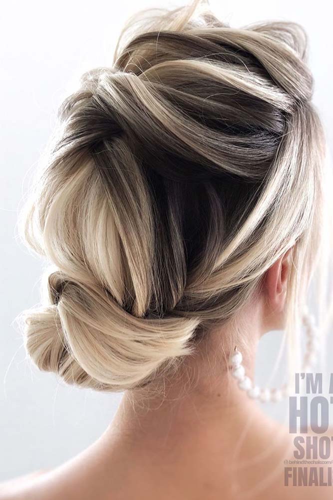 Detail Chignon Image Nomer 36