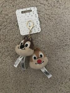 Detail Chip And Dale Keychain Nomer 18