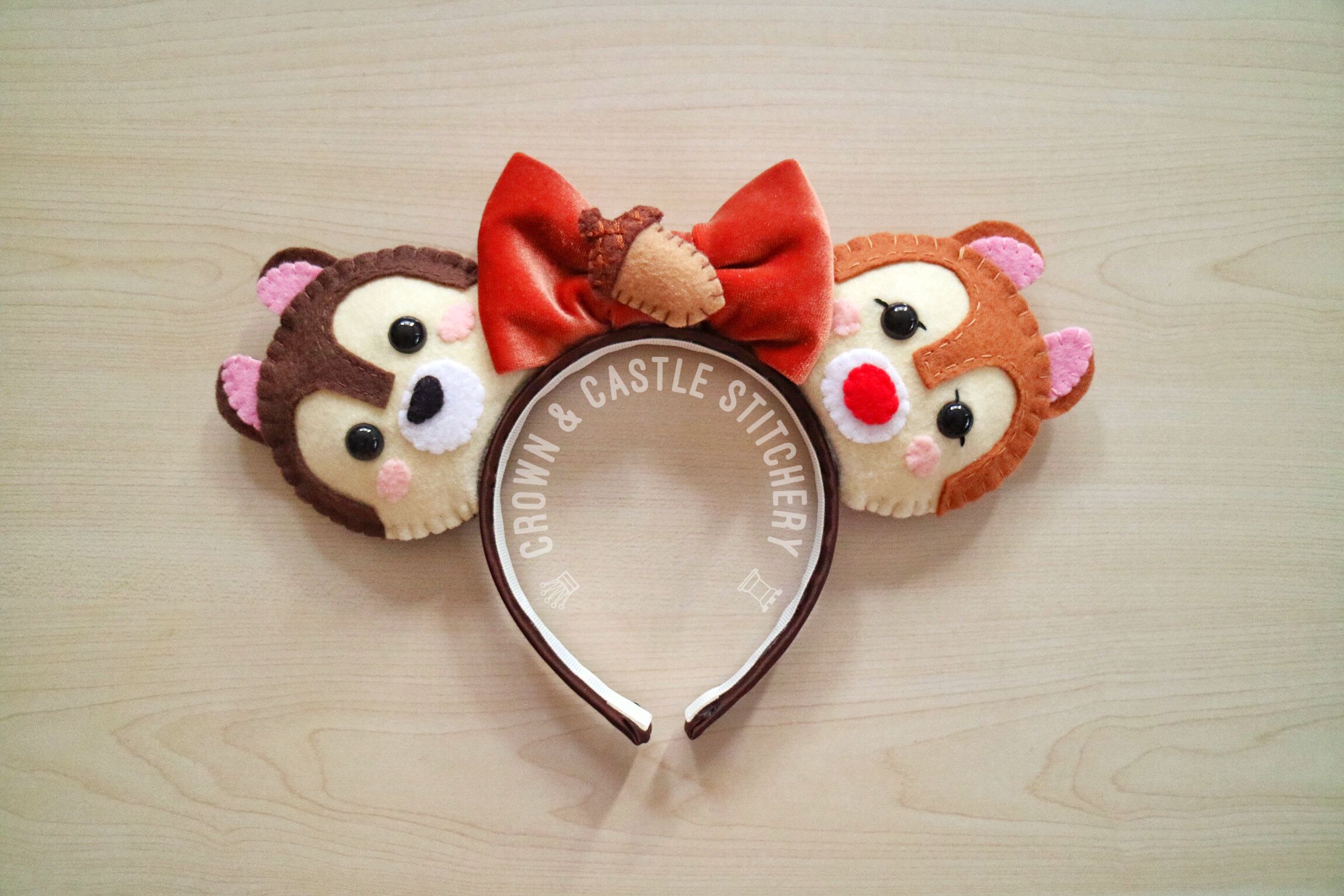 Detail Chip And Dale Mickey Ears Nomer 2