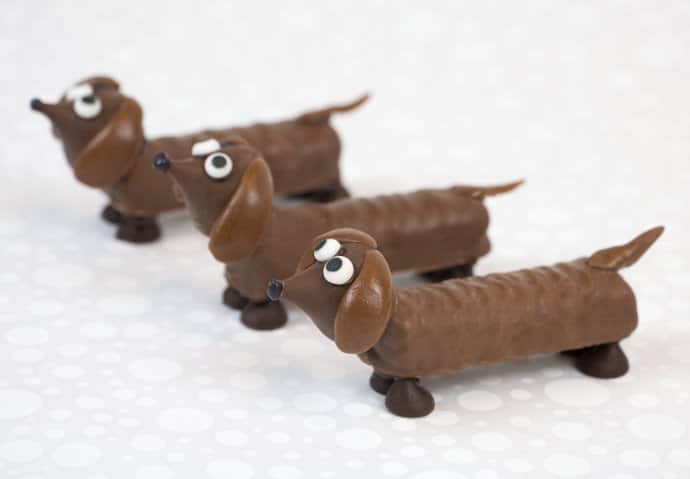 Detail Chocolate Dachshund Candy Nomer 3