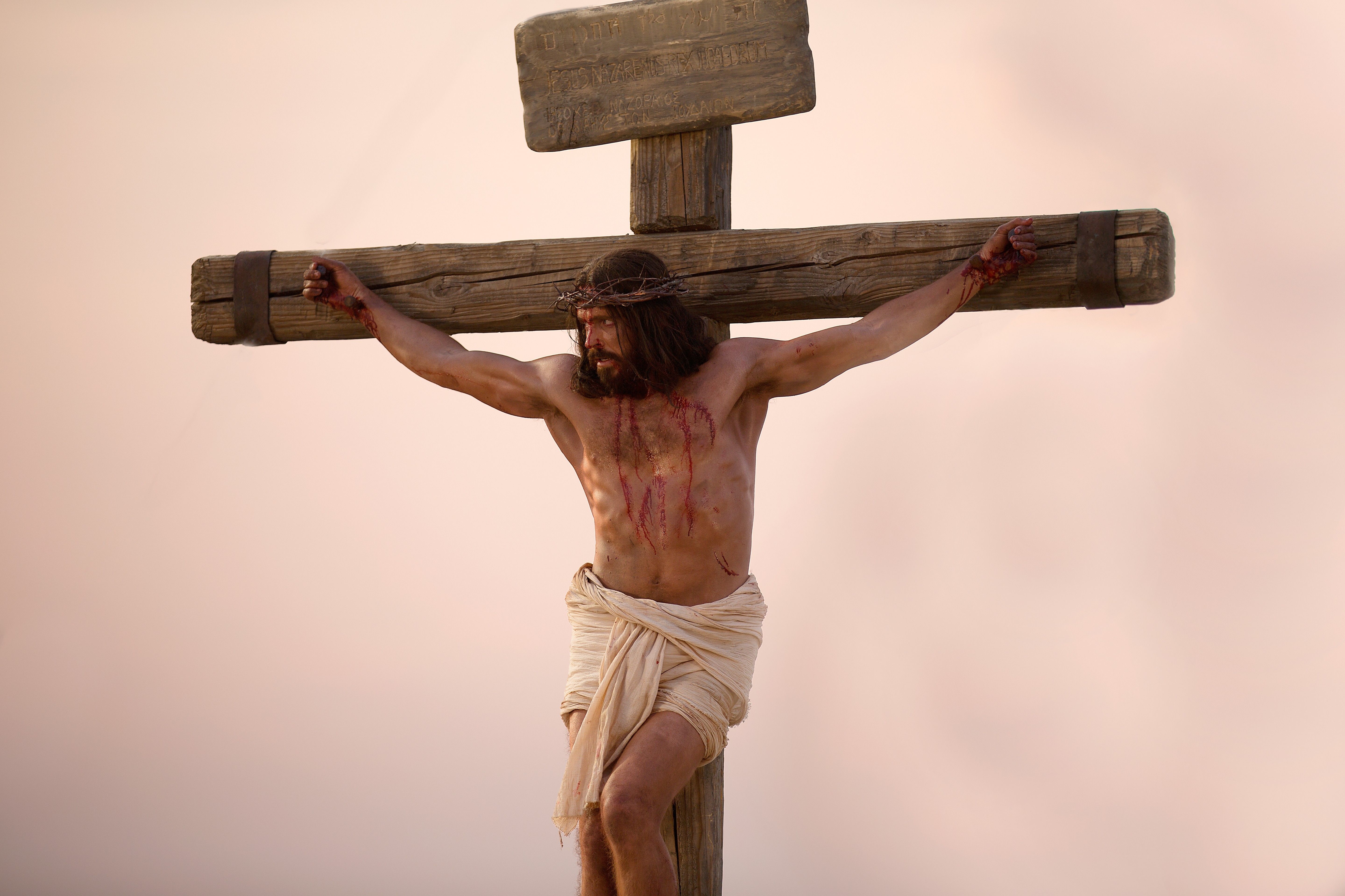 Christ On The Cross Pic - KibrisPDR