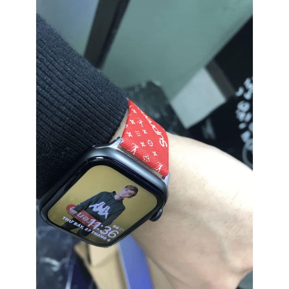 Detail Christian Louboutin Apple Watch Band Nomer 30