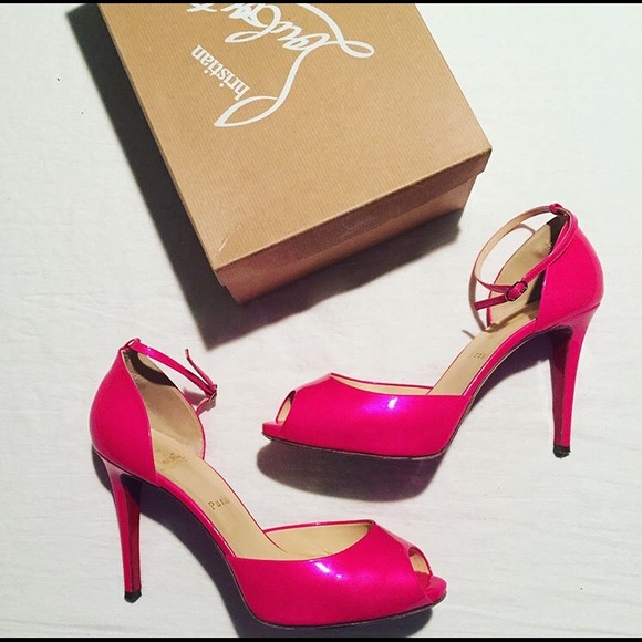 Detail Christian Louboutin Barbie Shoes Nomer 11