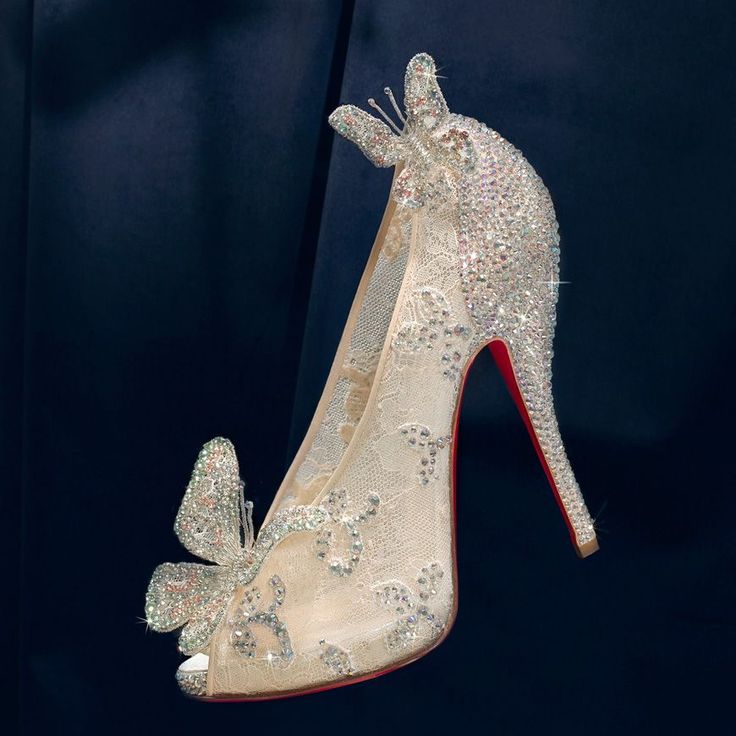 Detail Christian Louboutin Cinderella Shoes For Sale Nomer 5