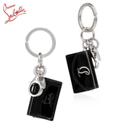 Detail Christian Louboutin Keychain Nomer 38