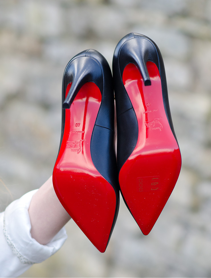 Detail Christian Louboutin Stickers Nomer 12