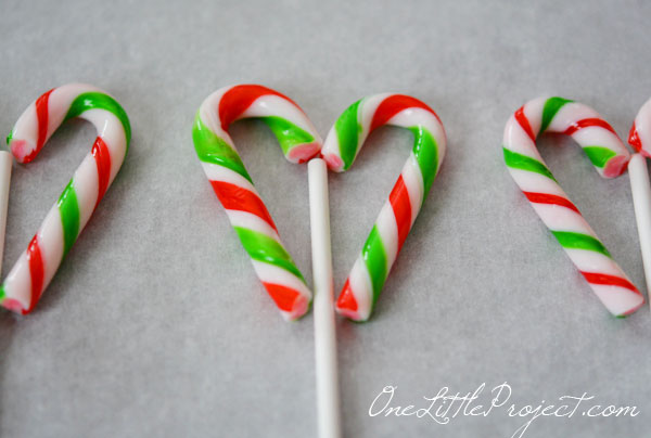 Detail Christmas Candy Cane Pictures Nomer 48