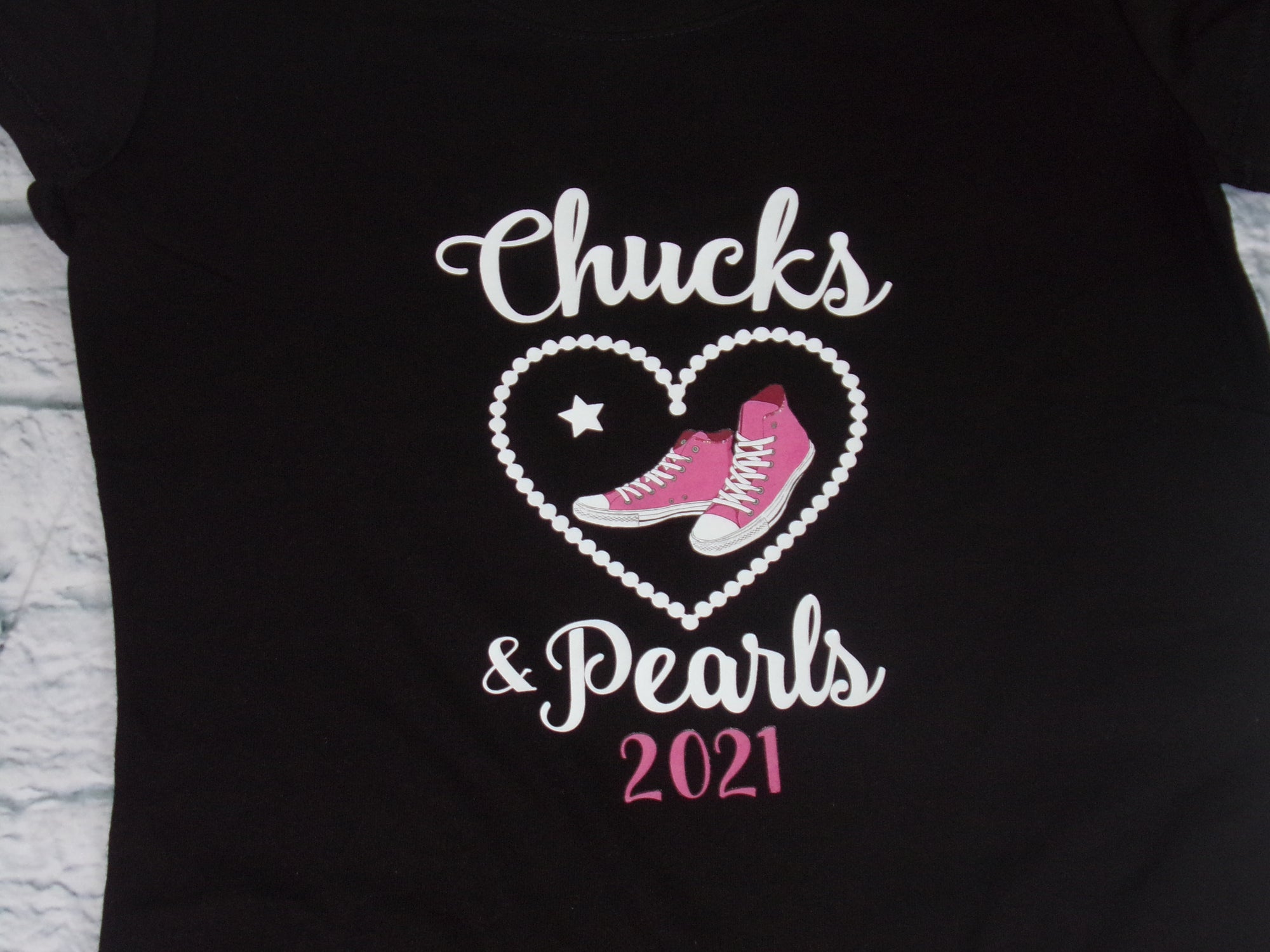 Detail Chuck And Pearls T Shirt Nomer 47