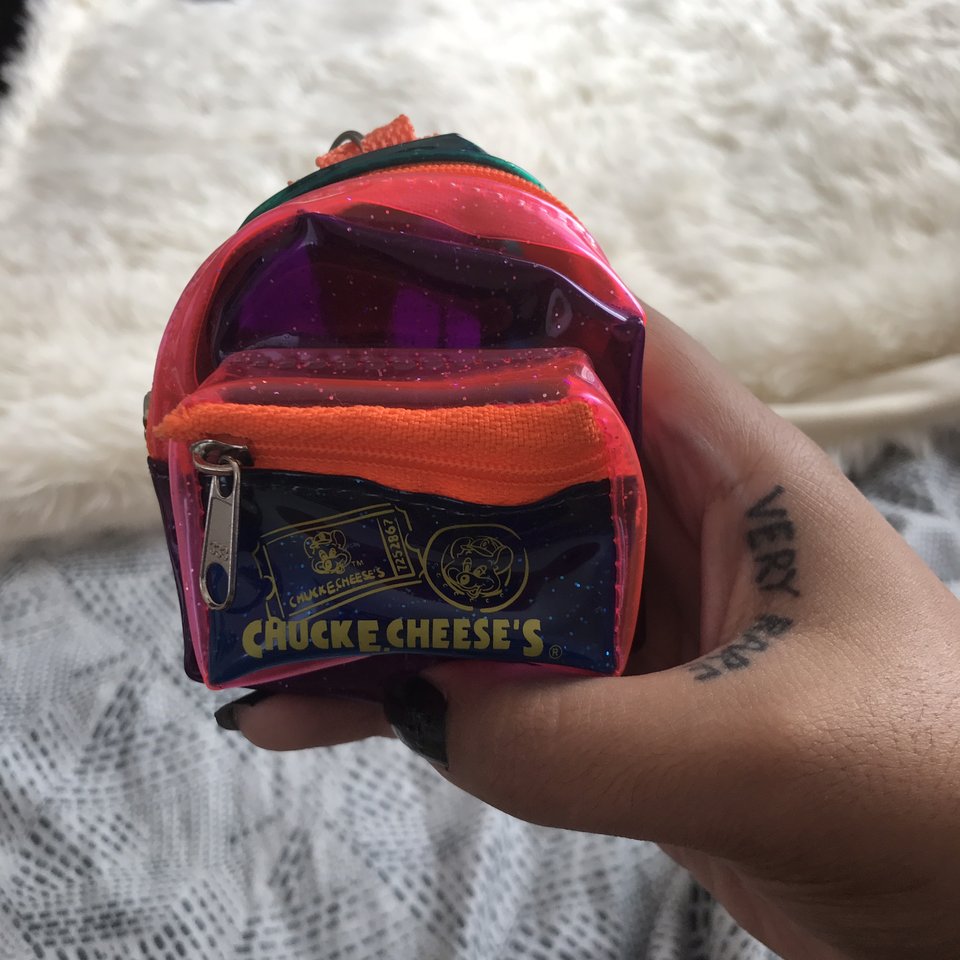 Detail Chuck E Cheese Keychain Nomer 9