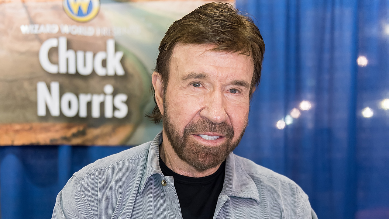 Detail Chuck Norris Images Nomer 43