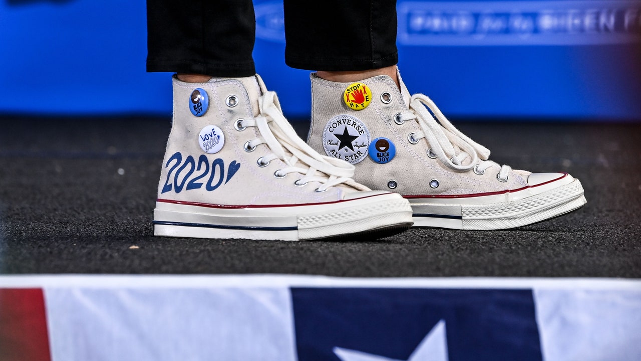 Detail Chucks With Pearls On Them Nomer 20