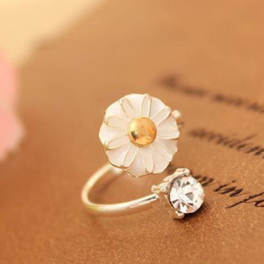 Detail Cincin Bunga Daisy Nomer 33