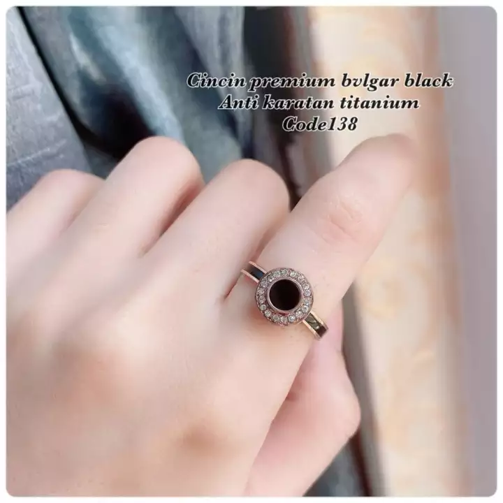 Detail Cincin Bvlgari Emas Nomer 29