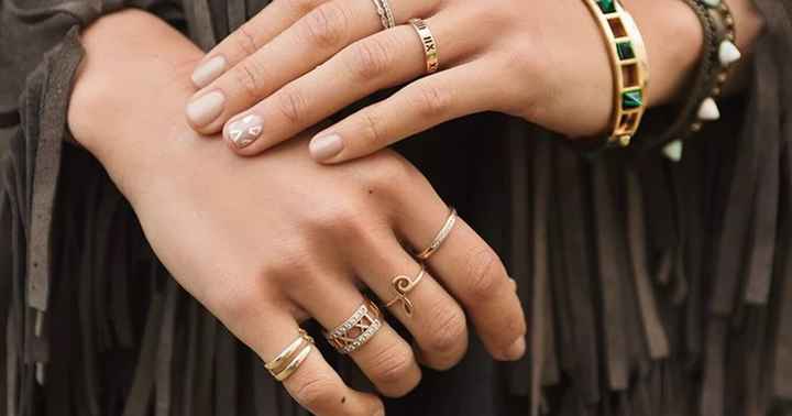 Detail Cincin Di Jari Telunjuk Nomer 25