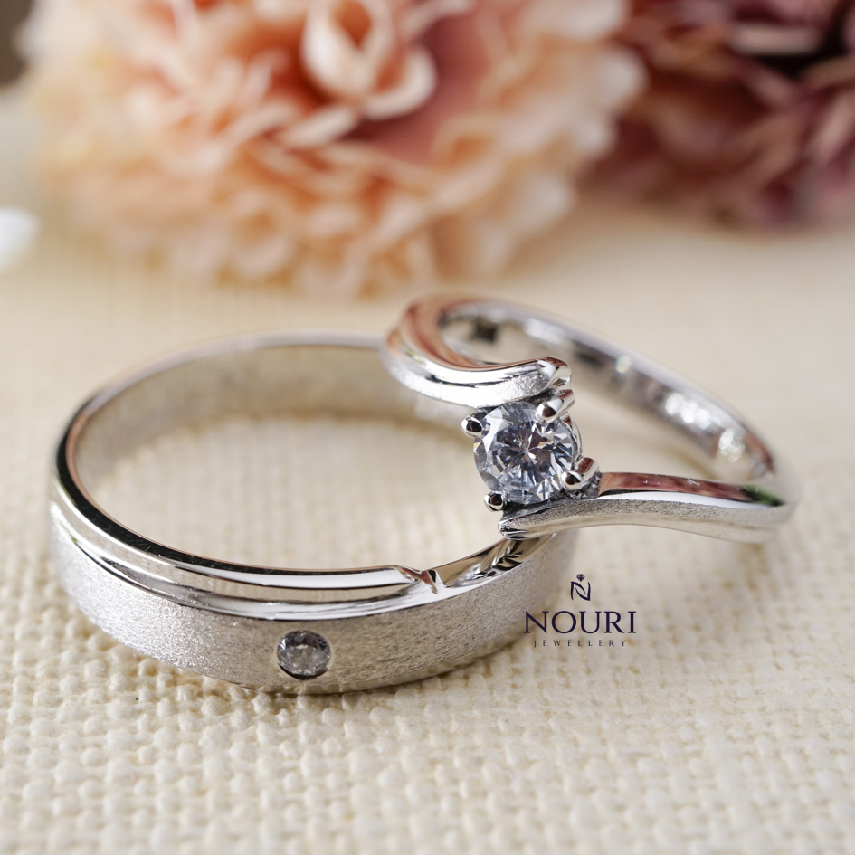 Detail Cincin Emas Putih Simple Elegan Nomer 36