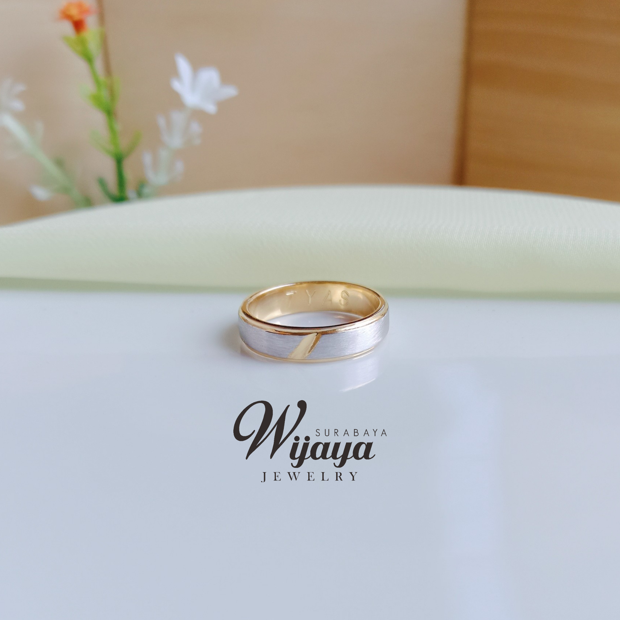 Detail Cincin Emas Simple Dan Elegan Nomer 17