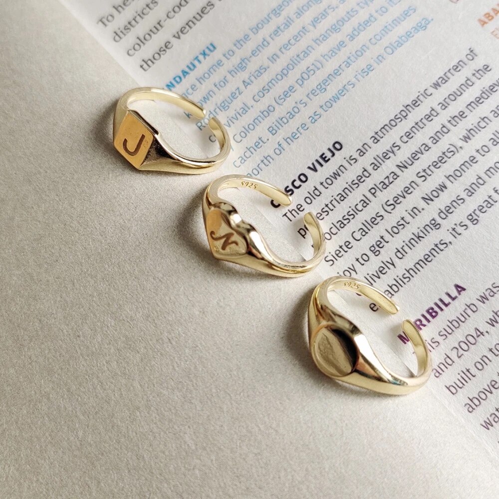 Detail Cincin Huruf J Nomer 35