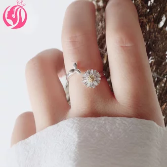 Detail Cincin Motif Bunga Nomer 25