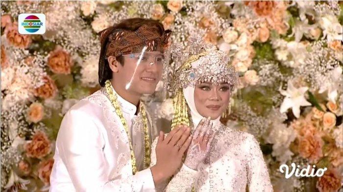 Detail Cincin Nikah Sederhana Nomer 27