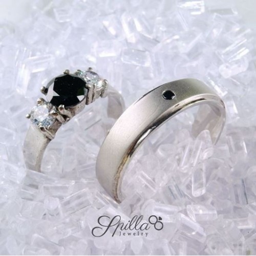 Detail Cincin Permata Hitam Nomer 28