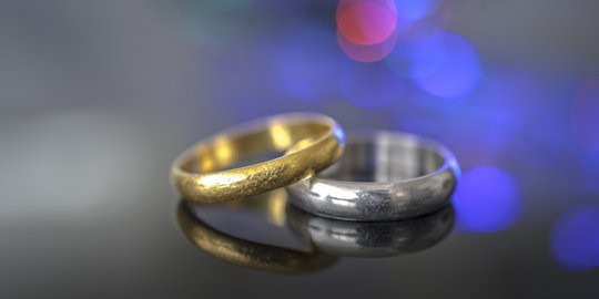 Detail Cincin Pernikahan Bukan Emas Nomer 29