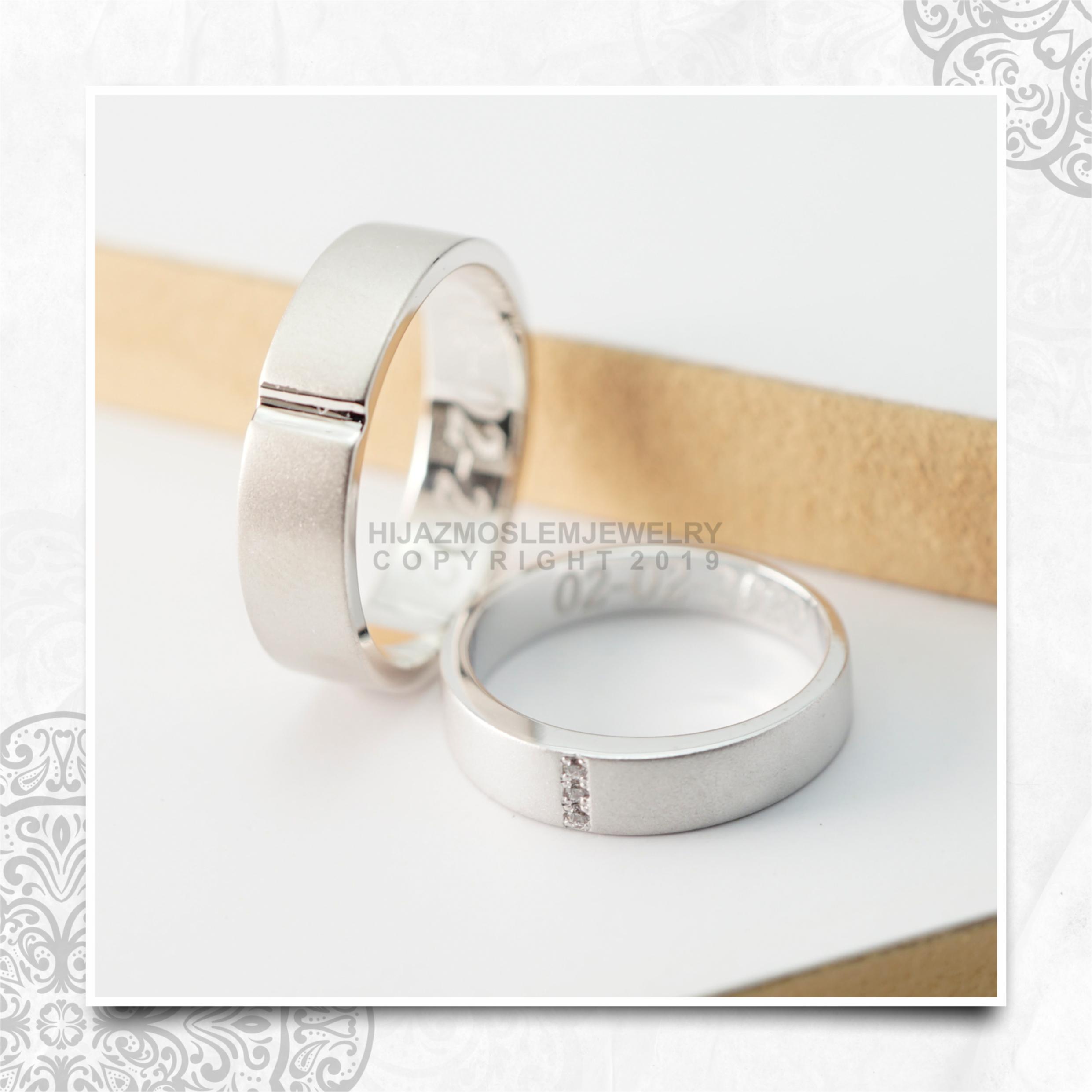 Detail Cincin Pernikahan Simple Tapi Elegan Nomer 11