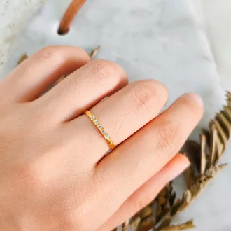 Detail Cincin Simple Tapi Elegan Nomer 40