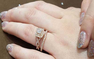 Detail Cincin Tunangan Dan Cincin Kawin Nomer 28