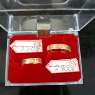 Detail Cincin Tunangan Dan Kotaknya Nomer 29