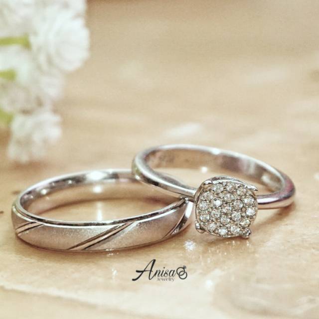 Detail Cincin Tunangan Dan Tempatnya Love Nomer 38