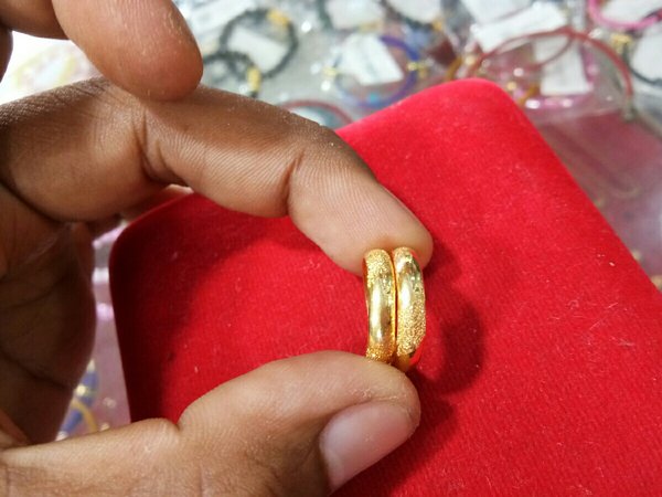 Detail Cincin Tunangan Emas Asli Nomer 2