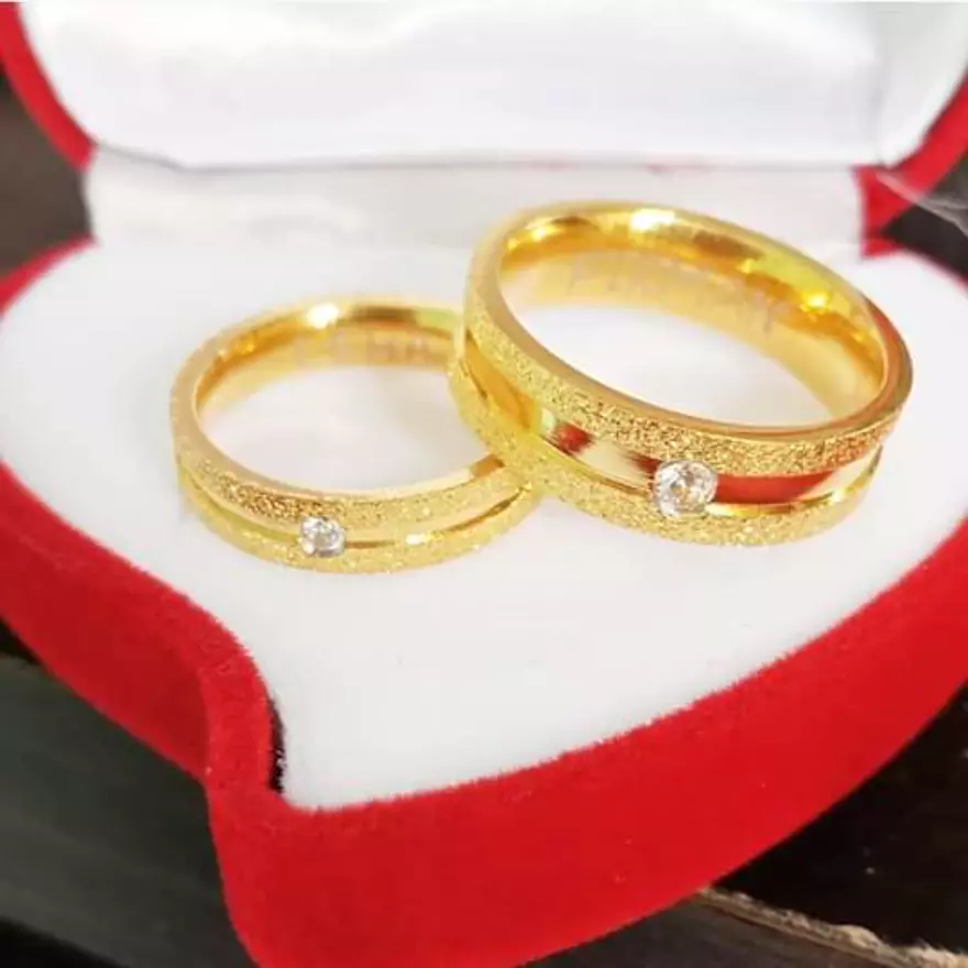 Detail Cincin Tunangan Emas Dan Tempatnya Love Nomer 21