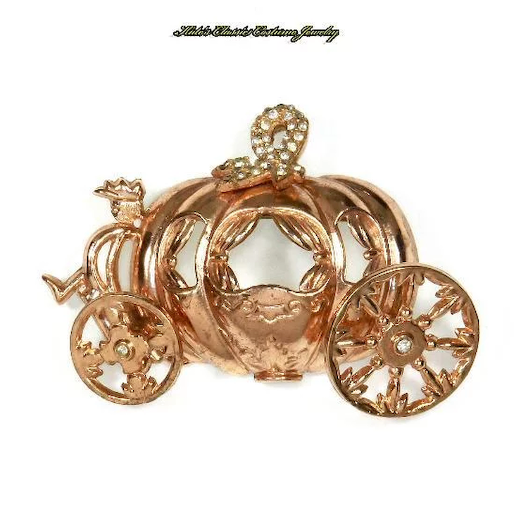 Detail Cinderella Carriage Pin Nomer 15