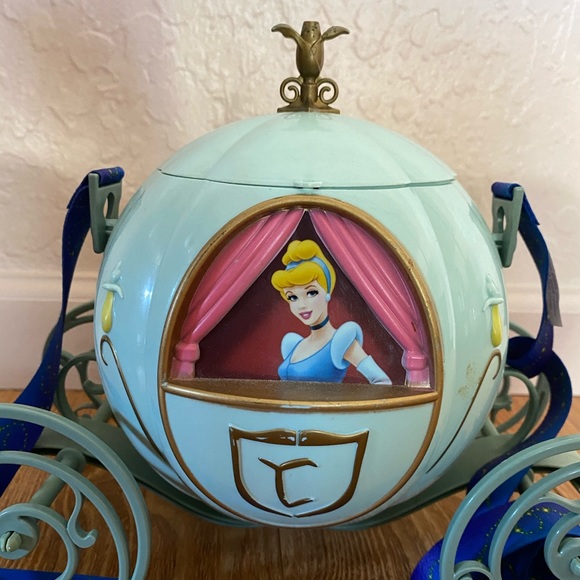 Detail Cinderella Carriage Popcorn Bucket Nomer 54