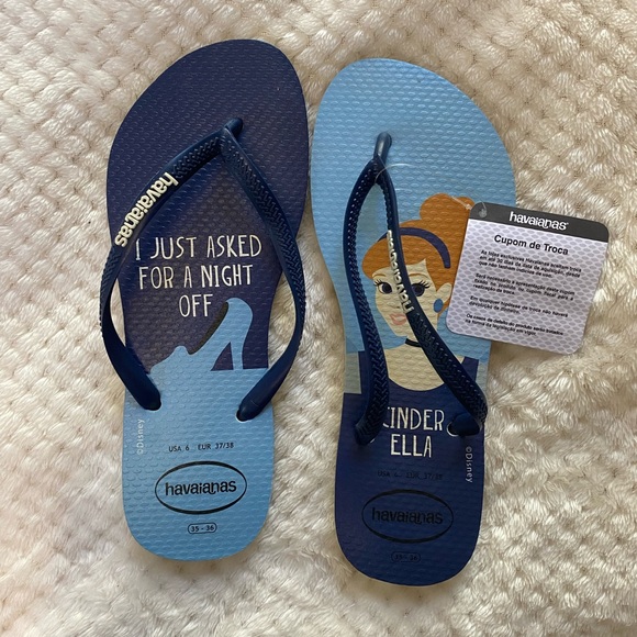Detail Cinderella Flip Flops Nomer 37