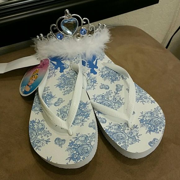 Detail Cinderella Flip Flops Nomer 56