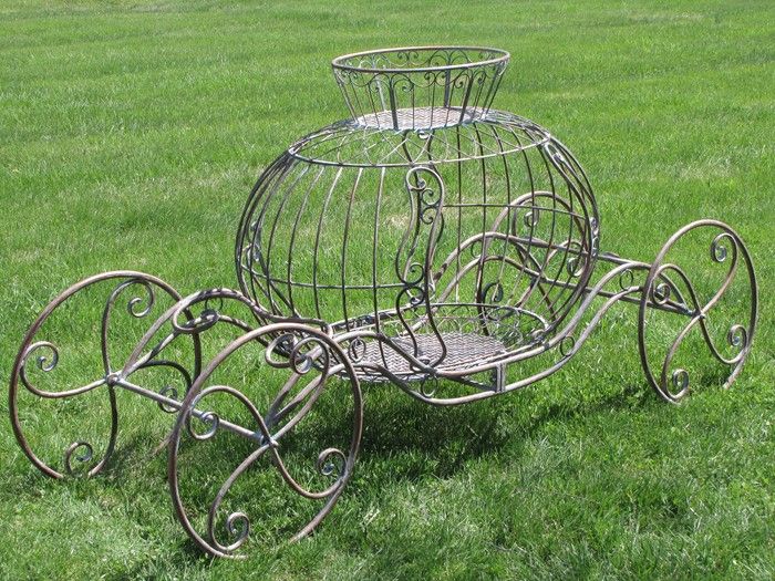 Detail Cinderella Metal Carriage Bed Nomer 30