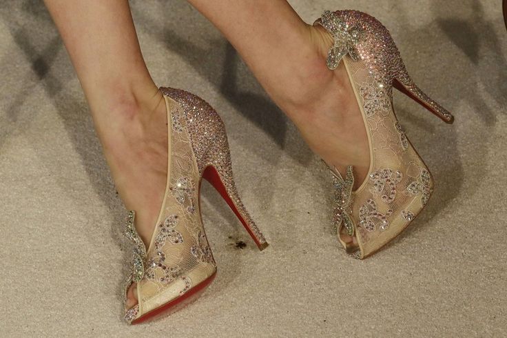 Detail Cinderella Shoes Louboutin Nomer 9