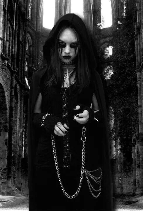 Gambar Black Metal Gothic - KibrisPDR