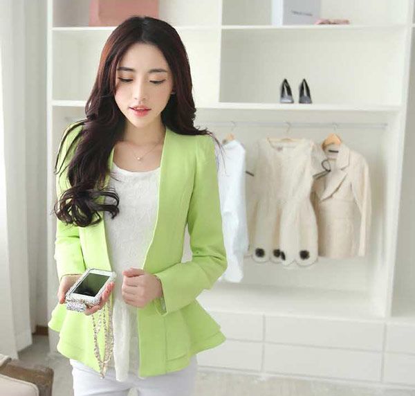 Detail Gambar Blazer Wanita Modern Nomer 47