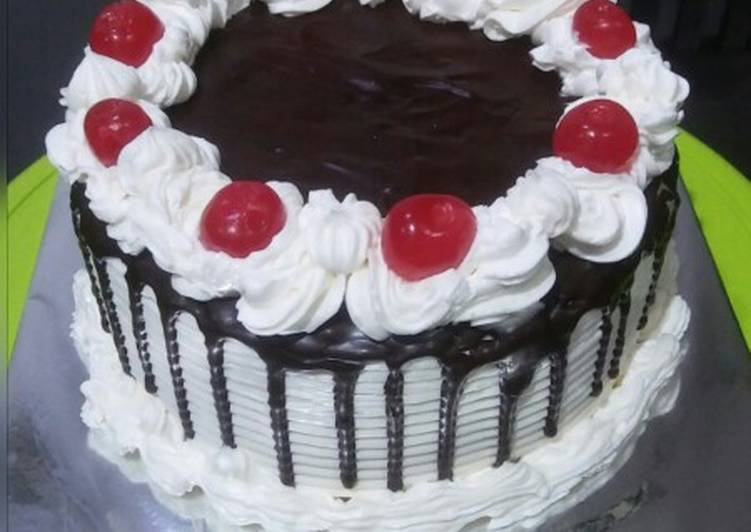 Detail Gambar Bolu Black Forest Nomer 15