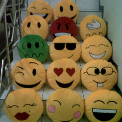 Detail Gambar Boneka Emoticon Nomer 19