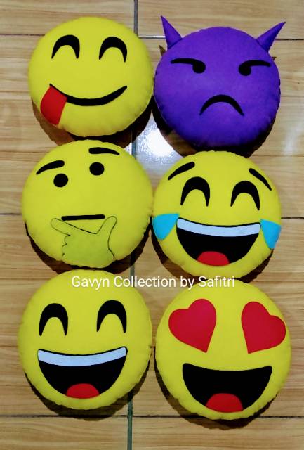 Detail Gambar Boneka Emoticon Dari Kain Flanel Nomer 11