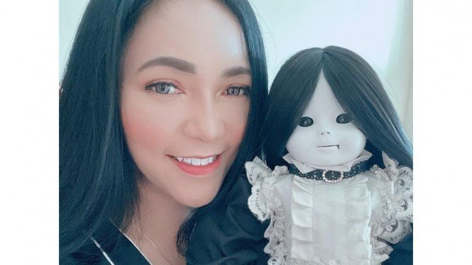 Detail Gambar Boneka Hantu Nomer 39