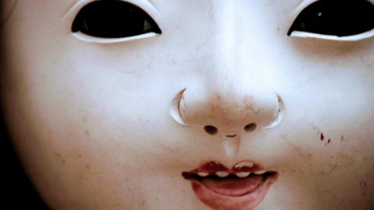 Detail Gambar Boneka Hantu Seram Nomer 27