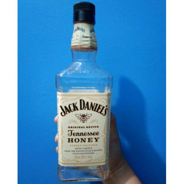 Detail Gambar Botol Jack Daniel Nomer 41