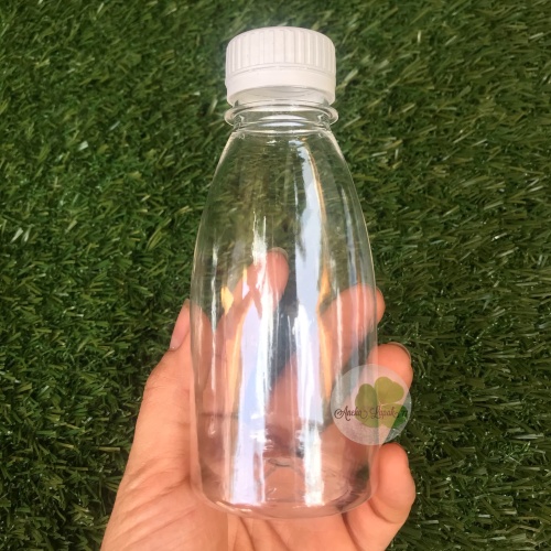 Detail Gambar Botol Plastik Nomer 17