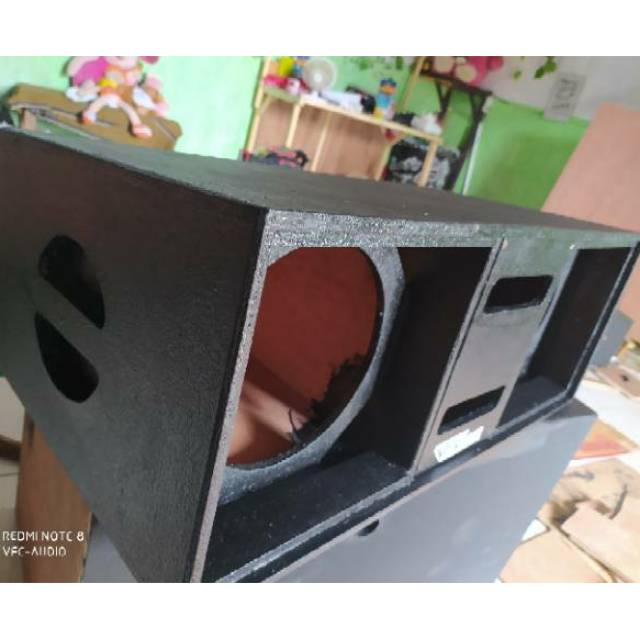 Detail Gambar Box Speaker Line Array Nomer 23